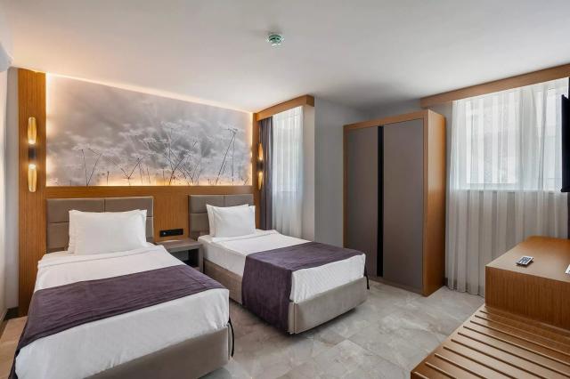 Orient Express & Hotel Simena Comfort Kemer