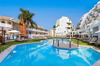 Playa Olid Suites & Apartmány