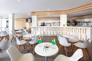 Playa Olid Suites & Apartmány