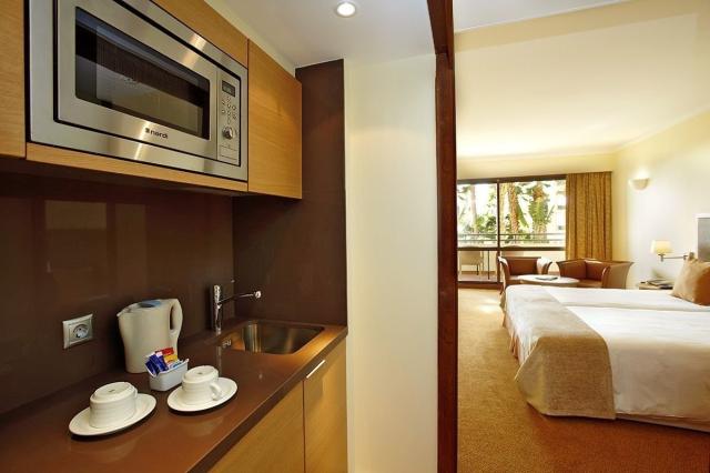 Suite Hotel Eden Mar