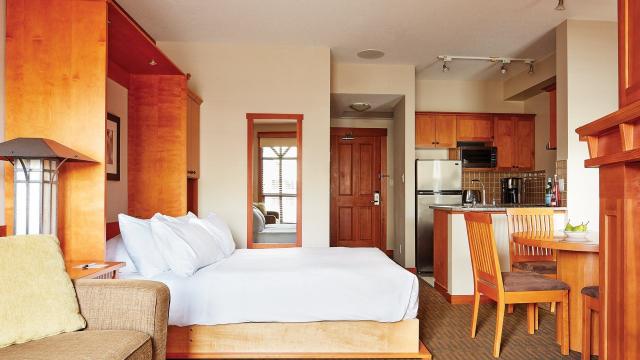 Pan Pacific Mountainside Hotel Whistler