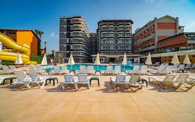 Hotel Clover Magic Park Beach Alanya