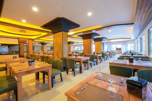 Hotel Clover Magic Park Beach Alanya