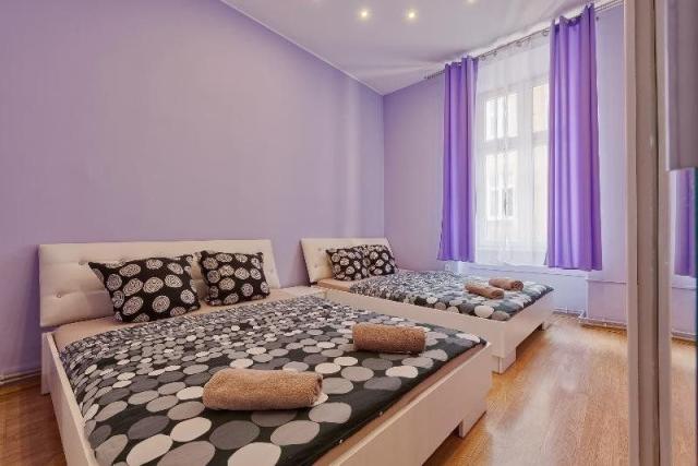 Queen Apartments