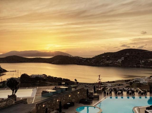Liostasi Hotel & Suites