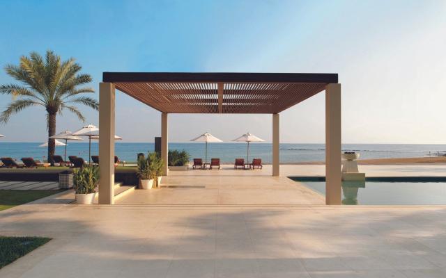 Al Bustan Palace Ritz Carlton Hotel