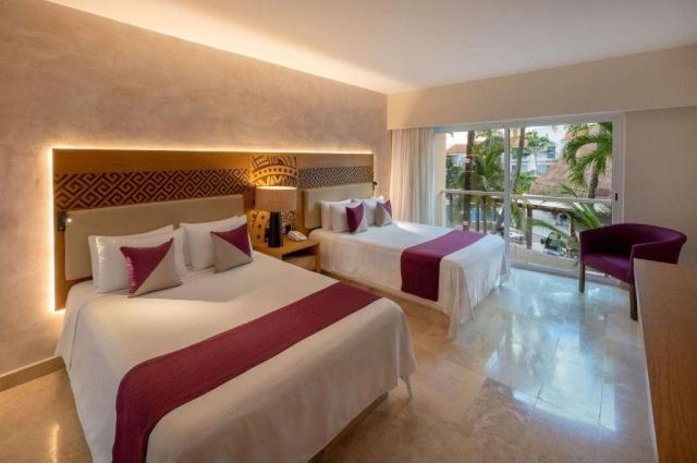 Viva Wyndham Azteca