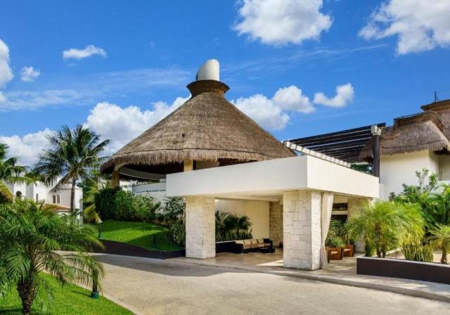 Hotel The Reef Playacar