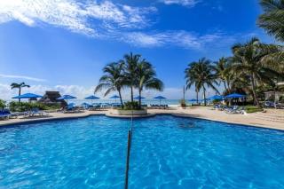 The Reef Playacar