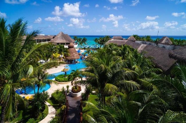 The Reef Coco Beach