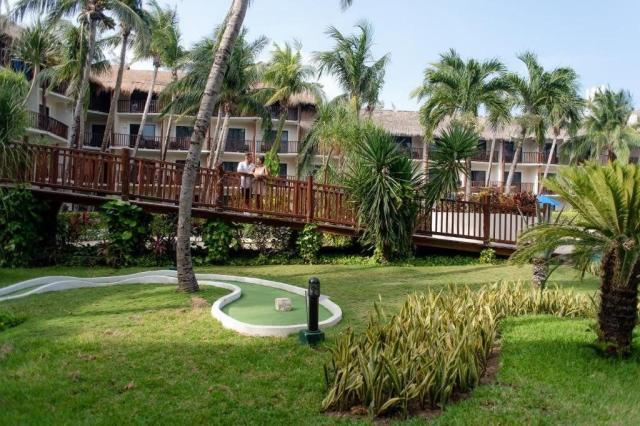 The Reef Coco Beach