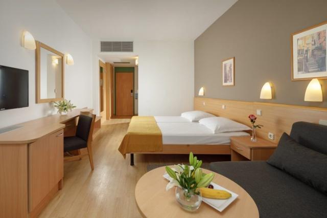 HOTEL AURORA PLAVA LAGUNA UMAG CROATIA