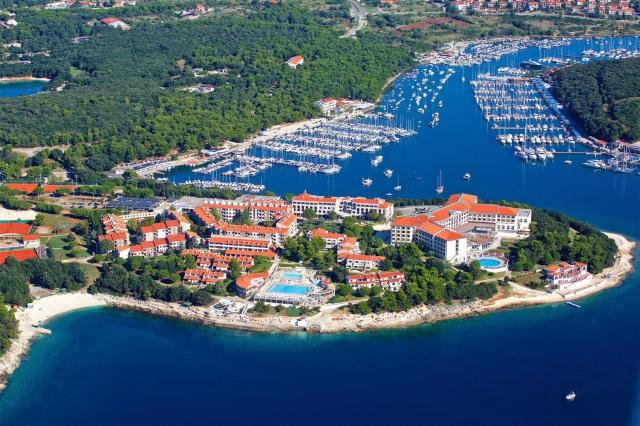 Arena Verudela Beach Resort & Verudela Villas