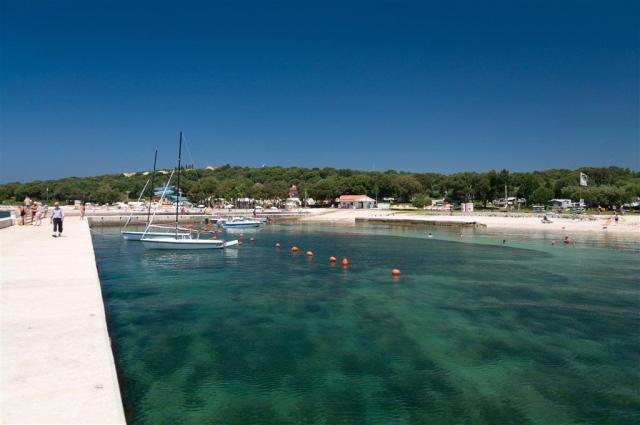 Maistra Select Amarin Resort