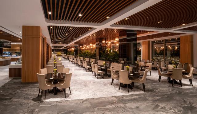 Hotel Vogue Supreme