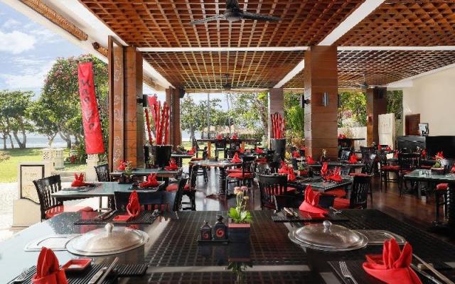 Nusa Dua Beach Hotel & Spa