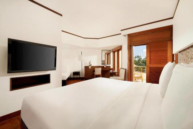 Nusa Dua Beach Hotel & Spa