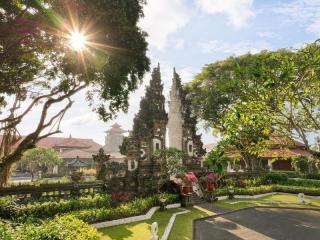 Nusa Dua Beach Hotel & Spa