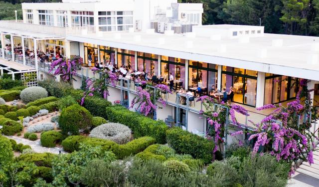 Velaris Resort