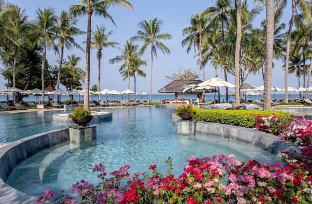 Na cestě po Thajsku & Hotel Katathani Phuket Beach Resort