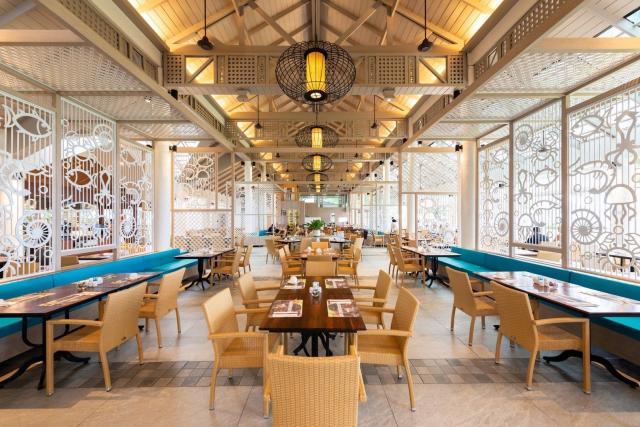 Na cestě po Thajsku & Hotel Katathani Phuket Beach Resort