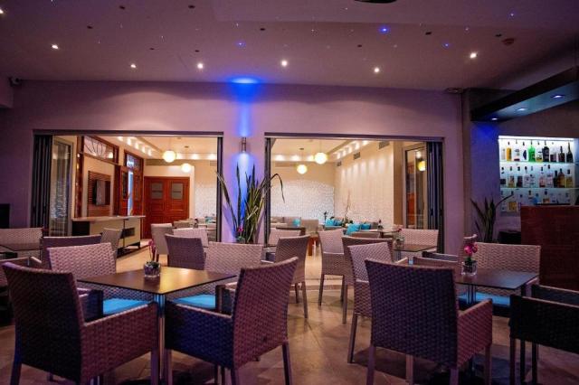 Pyramos Hotel
