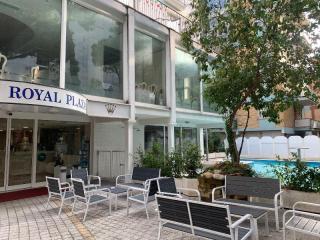 Royal Plaza