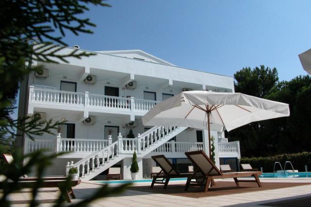 Hotel Kazaviti