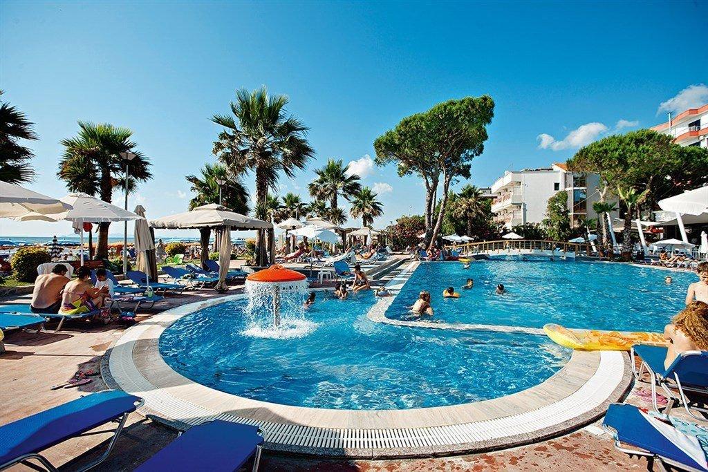 Hotel Fafa Premium