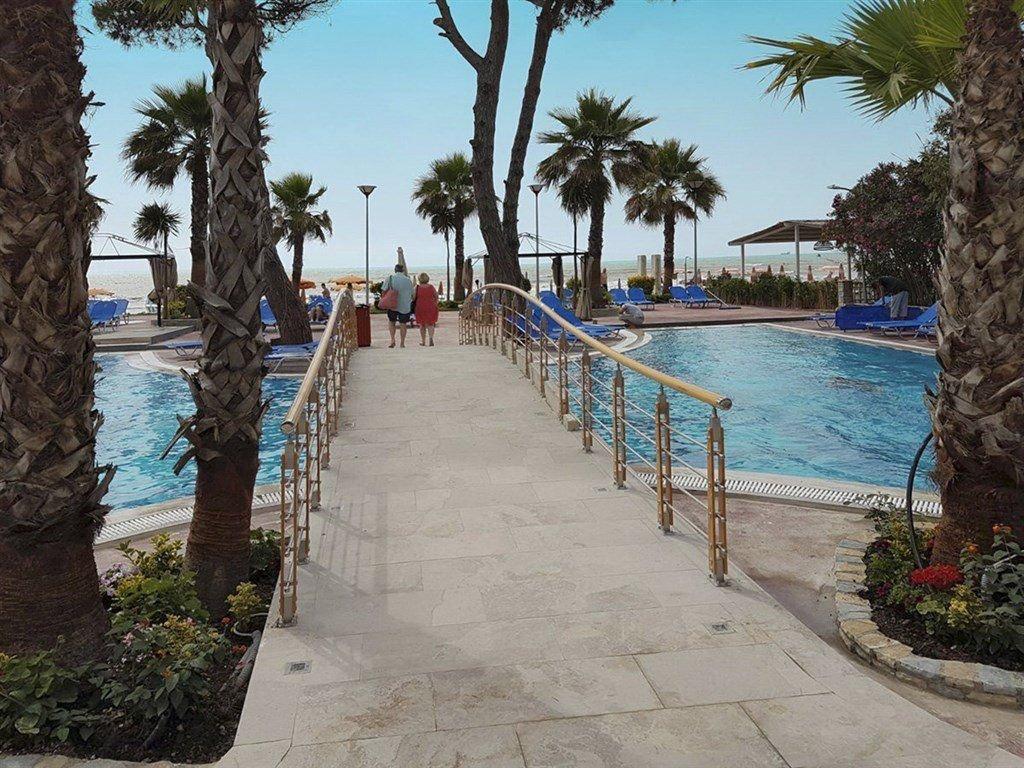 Hotel Fafa Premium