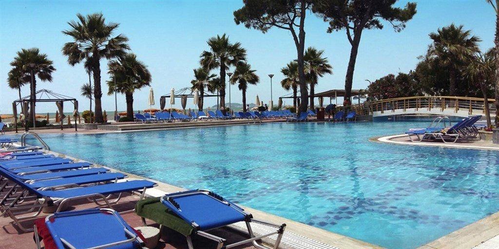 Hotel Fafa Premium
