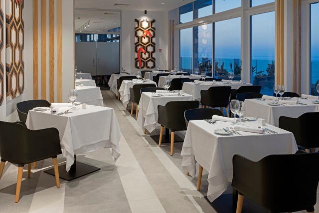 Atlantic Mirage Suites