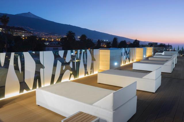 Atlantic Mirage Suites