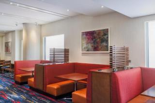 Holiday Inn Express Fisherman’s Wharf
