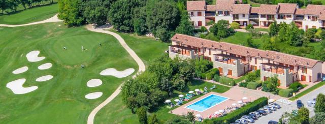 Golf Residence