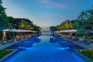 Crimson Resort & Spa