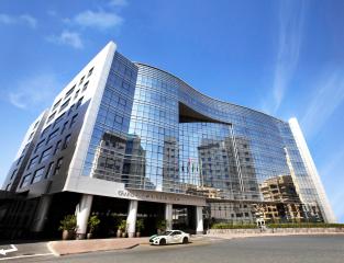 Grand Cosmopolitan