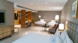 Grand Cosmopolitan