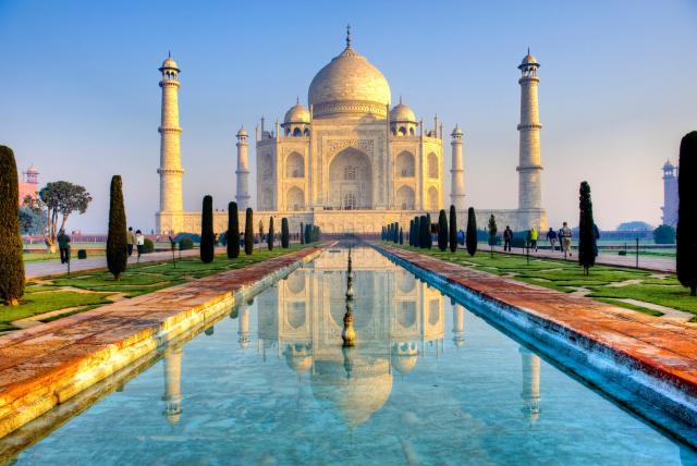 Legendárním vlakem Deccan Odyssey po Indii