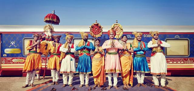 Legendárním vlakem Deccan Odyssey po Indii