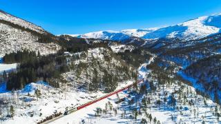 Zimní krajinou fjordů z Osla do Bergenu