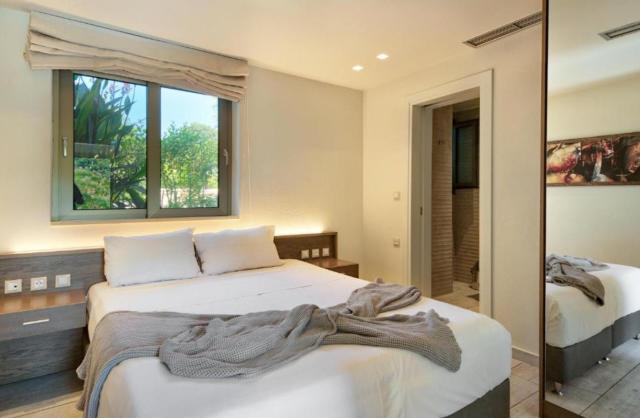 Hotel Prima Vista Beachfront Boutique 