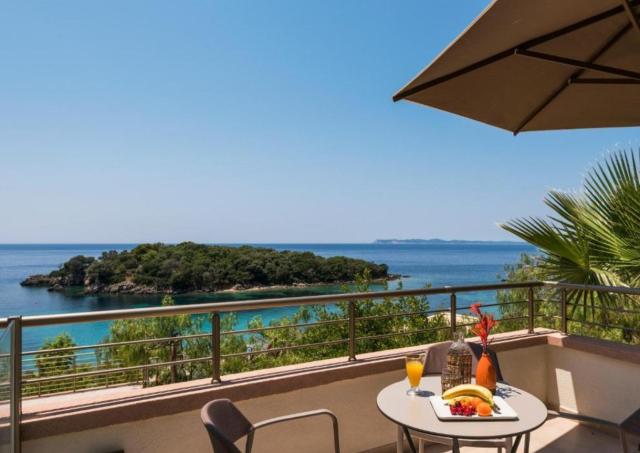 Hotel Prima Vista Beachfront Boutique 