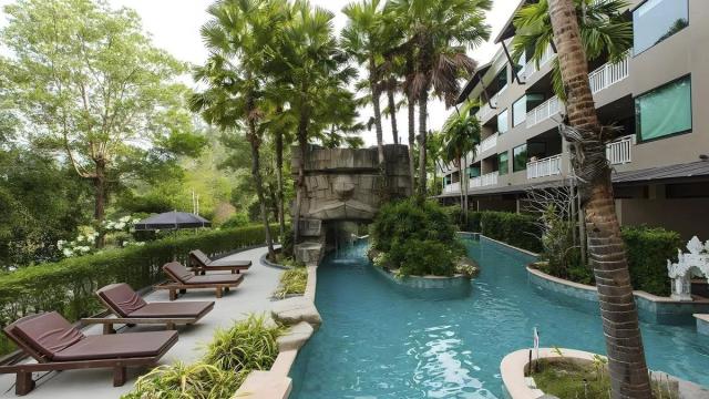 Maikhao Palm Beach & Resort