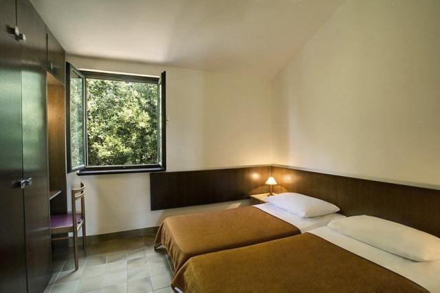 Lanterna Resort