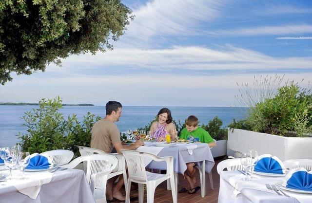 Lanterna Resort