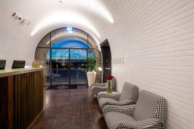 Roxanich Winery & Design Hotel