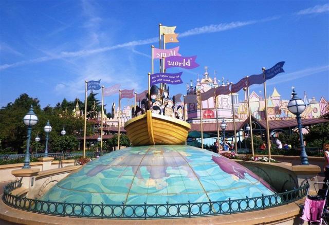Silvestr v Disneylandu