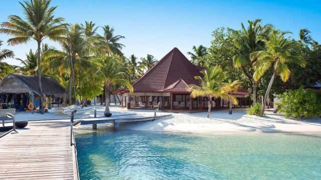 Diamonds Athuruga Island Resort