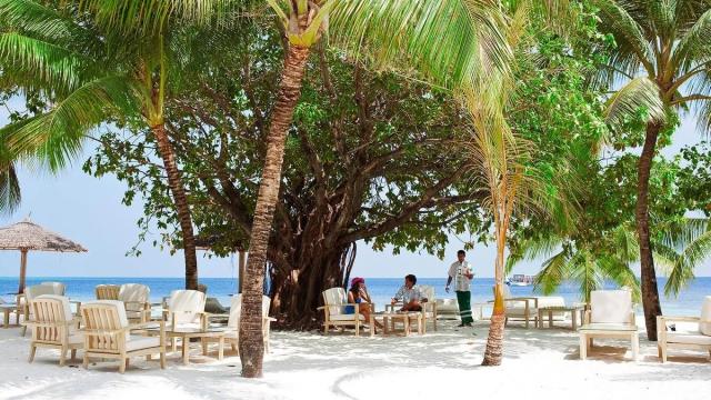 Diamonds Athuruga Island Resort